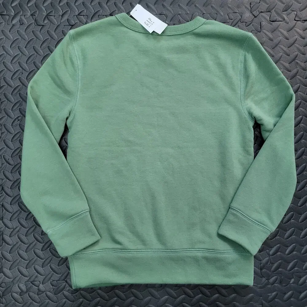GAP Kids Graphic Sweatshirt Size 8 Green Crewneck NWT